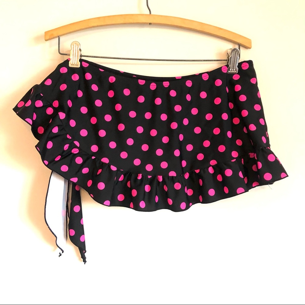Smart & Sexy Polka Dot Bikini Skirt - Picture 6 of 8